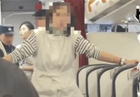 “大学女老师”飞机上辱骂殴打空少？哈尔滨师范大学：​非本校员工，已报警