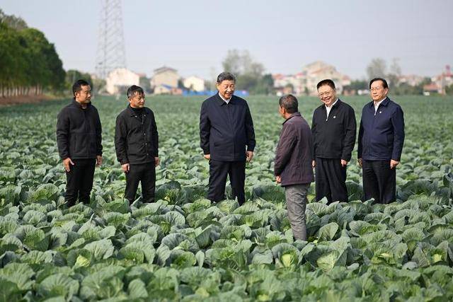 “努力创造经得起历史、实践和人民检验的业绩”——习近平总书记在湖北考察纪实