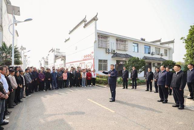 “努力创造经得起历史、实践和人民检验的业绩”——习近平总书记在湖北考察纪实